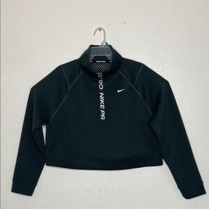 NIKE Women’s Dri-Fit 1/2 Zip Trining Top Size M